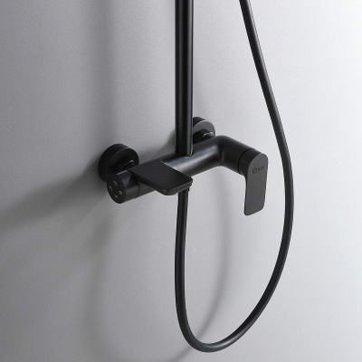 Black&White Universe UK8300B 8300ВUK Черная матовая