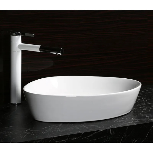 Ceruttispa CR0021C накладная, белая, треугольная 500х400х160